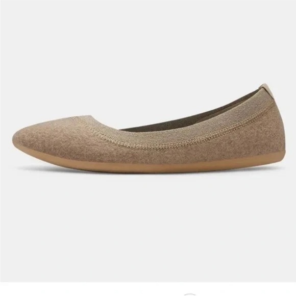 Allbirds Women's Wool Breezers Casual Slip On Ballet Flats in Hazy Beige Size 10 - Picture 2 of 16